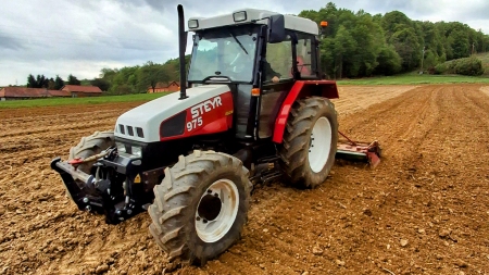 KOMPLETNÝ TROJBODOVÝ ZÁVES NA TRAKTOR UNIVERZÁLNY 2KAT PRE TRAKTOR 1500kg